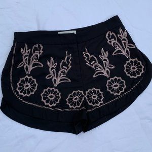 black&tan flower design shorts